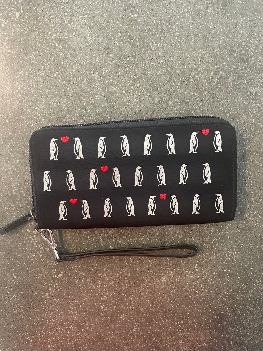 Vera Bradley Black Wristlet Wallet with White Penguins & Red Hearts